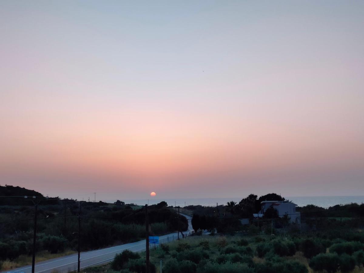 East View Apartment Kalavarda